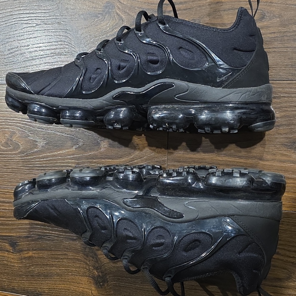 Men's In Good Condition Size 13 NIKE VAPORMAX. - Picture 6 of 12